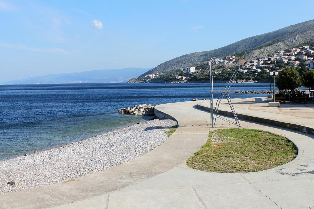 Apartments With A Parking Space Senj - 5572 מראה חיצוני תמונה