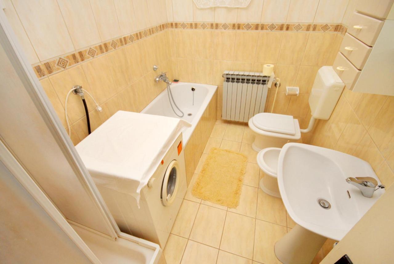 Apartments With A Parking Space Senj - 5572 מראה חיצוני תמונה